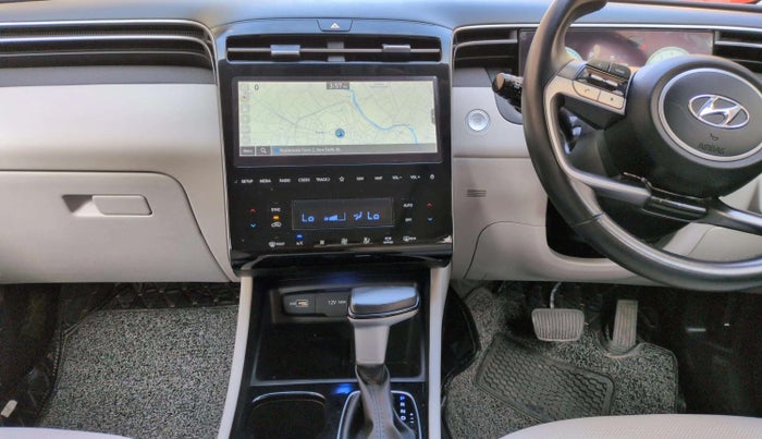 2022 Hyundai Tucson SIGNATURE 2.0 AT PETROL, Petrol, Automatic, 17,916 km, Air Conditioner