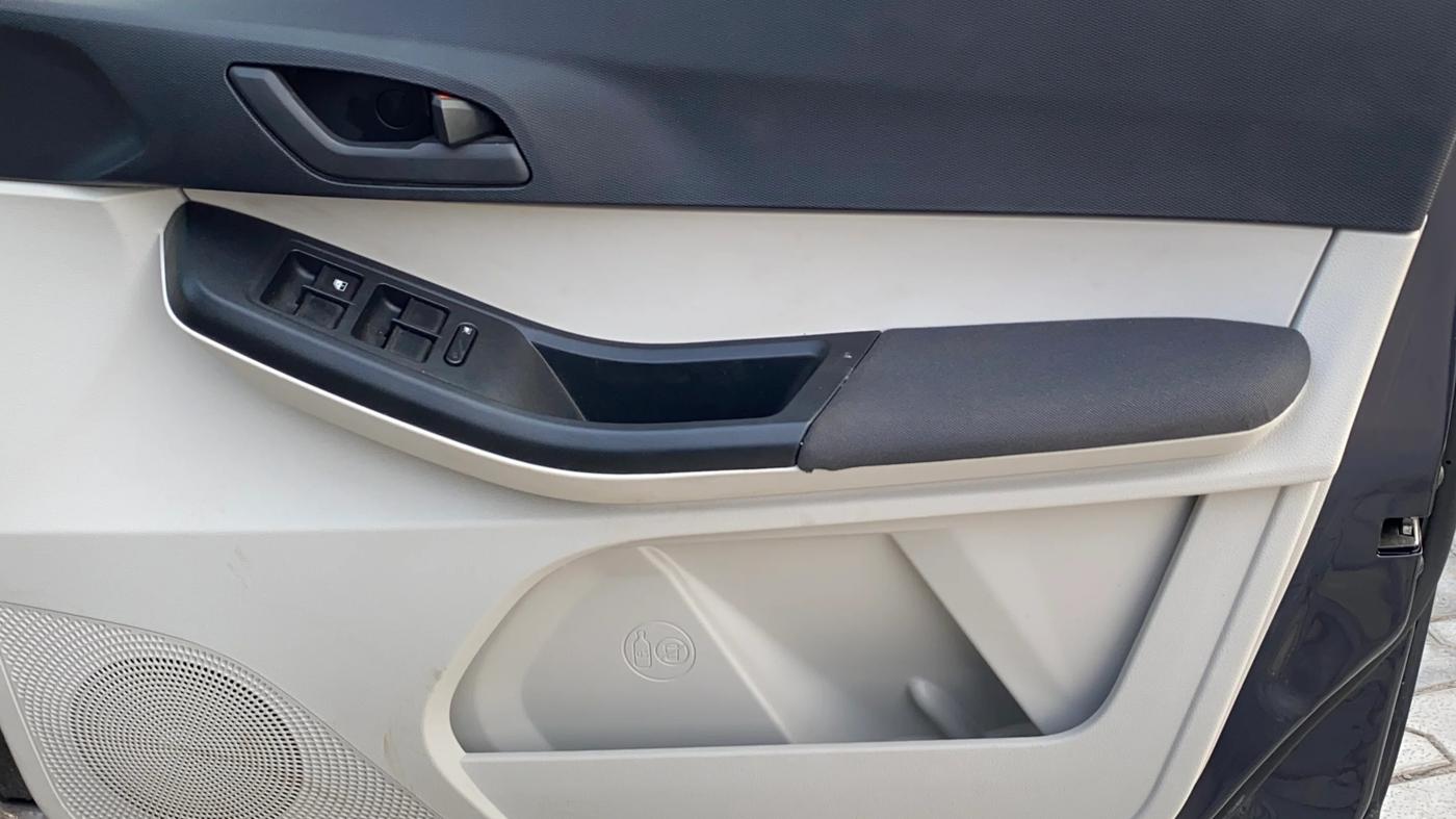 2024 Tata TIGOR XZ CNG, CNG, Manual, 4,335 km, Driver Side Door Panels Control