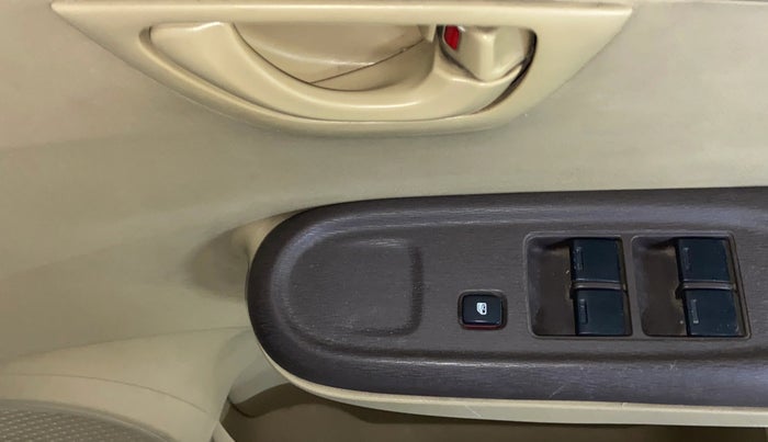 2013 Honda Amaze 1.5L I-DTEC EX, Diesel, Manual, 59,022 km, Driver Side Door Panels Control