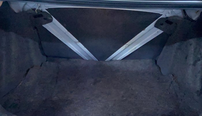 2013 Honda Amaze 1.5L I-DTEC EX, Diesel, Manual, 59,022 km, Boot Inside