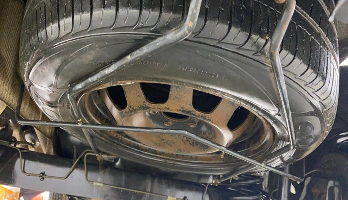 2018 Renault Duster RXE PETROL, Petrol, Manual, 77,522 km, Spare Tyre