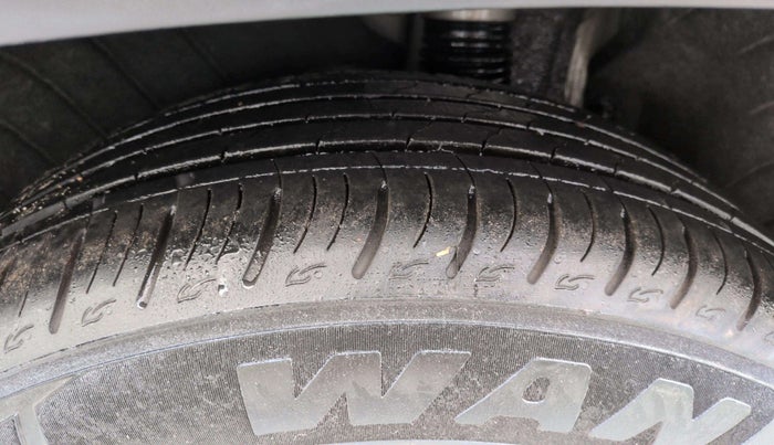 2024 Hyundai Tucson PLATINUM 2.0 AT PETROL, Petrol, Automatic, 14,376 km, Right Rear Tyre Tread