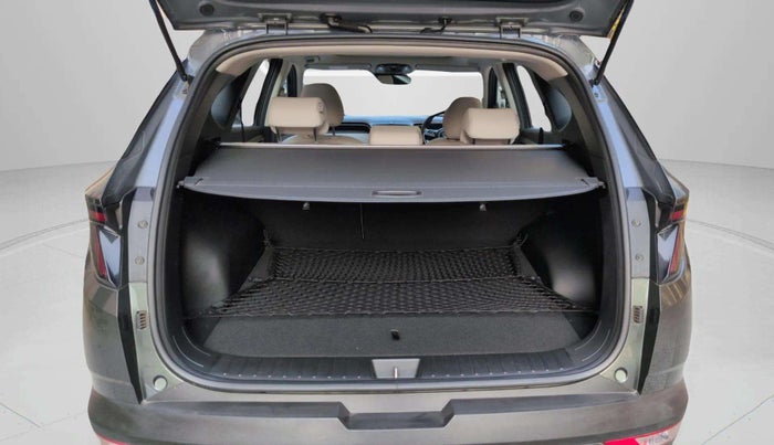 2024 Hyundai Tucson PLATINUM 2.0 AT PETROL, Petrol, Automatic, 14,376 km, Boot Inside