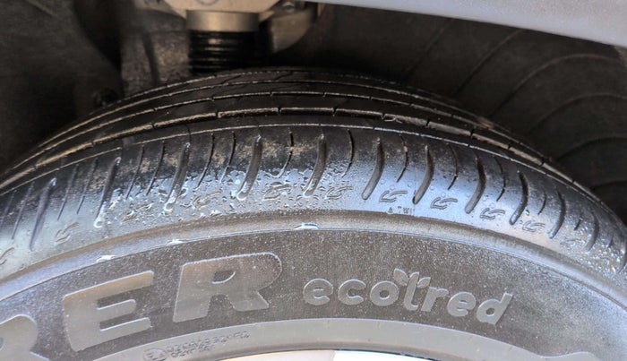 2024 Hyundai Tucson PLATINUM 2.0 AT PETROL, Petrol, Automatic, 14,376 km, Left Front Tyre Tread