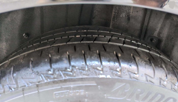 2024 Toyota Camry HYBRID, Hybrid, Automatic, 5,399 km, Left Rear Tyre Tread