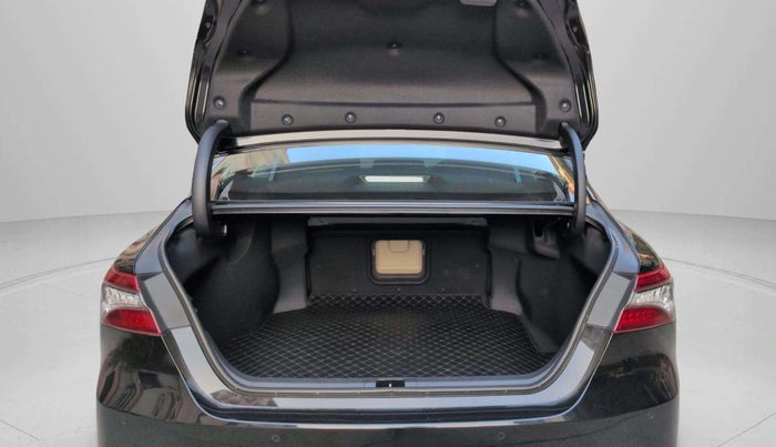 2024 Toyota Camry HYBRID, Hybrid, Automatic, 5,399 km, Boot Inside