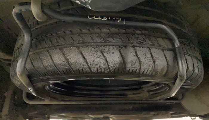2015 Maruti Ertiga VXI CNG, CNG, Manual, 67,230 km, Spare Tyre