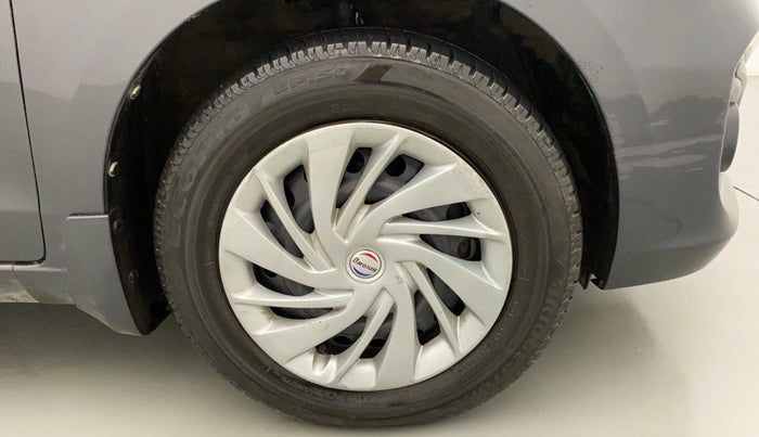 2015 Maruti Ertiga VXI CNG, CNG, Manual, 67,230 km, Right Front Wheel
