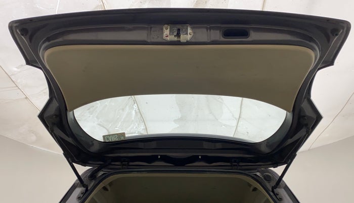 2015 Maruti Ertiga VXI CNG, CNG, Manual, 67,230 km, Boot Door Open