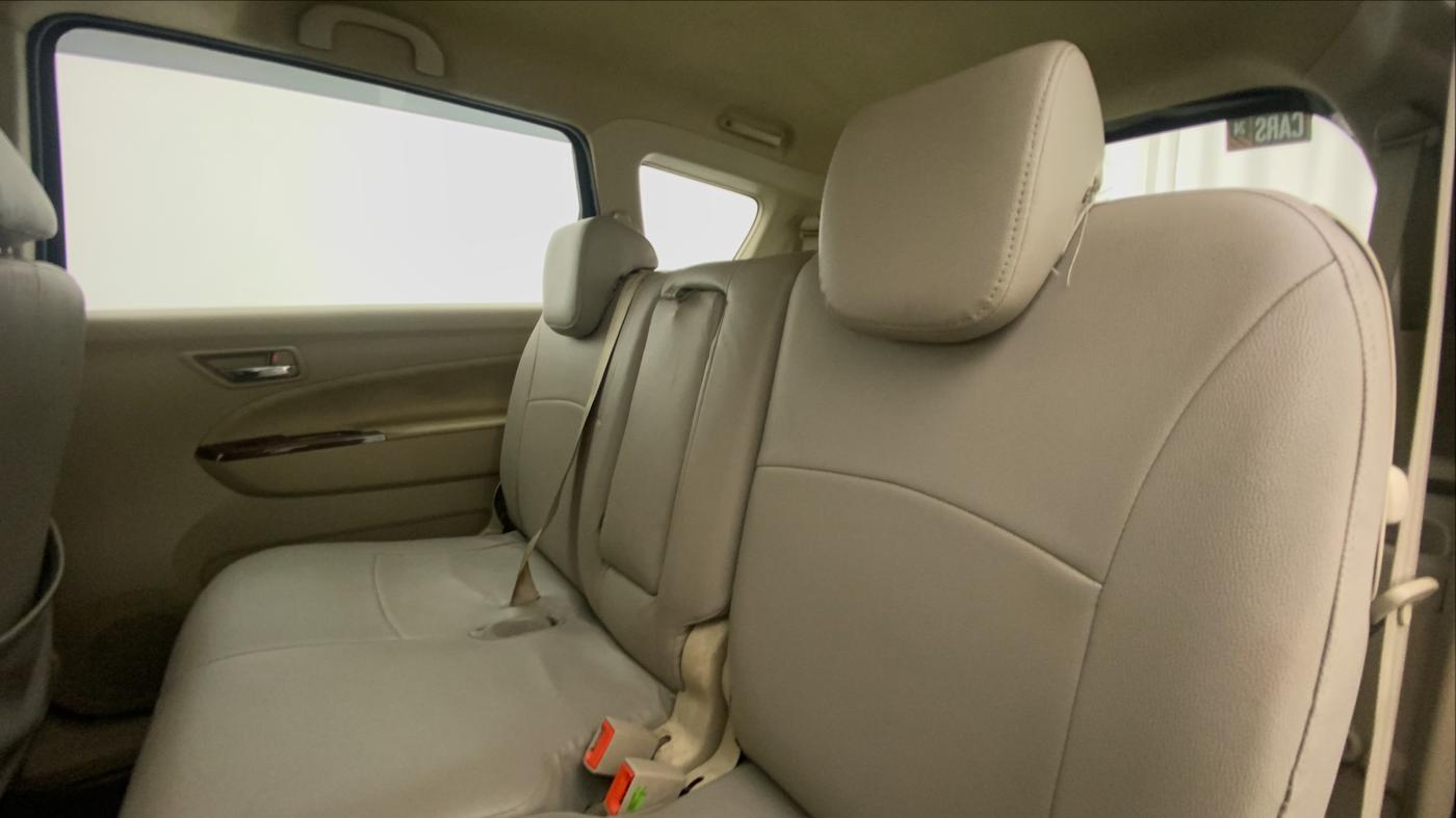 2015 Maruti Ertiga VXI CNG, CNG, Manual, 67,230 km, Right Side Rear Door Cabin