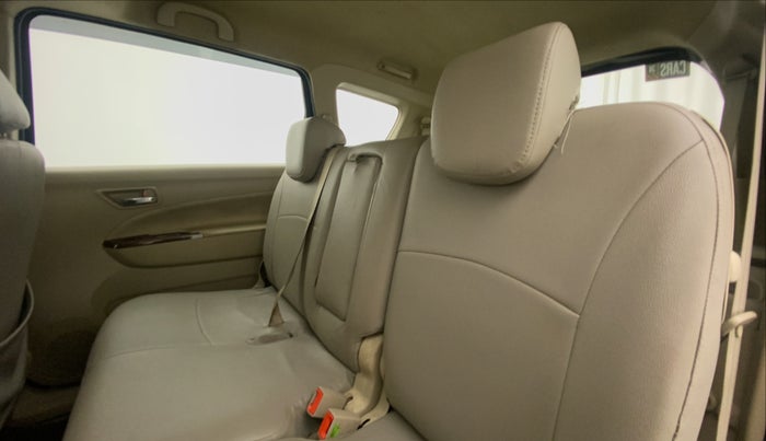 2015 Maruti Ertiga VXI CNG, CNG, Manual, 67,230 km, Right Side Rear Door Cabin