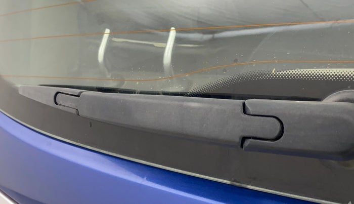 2020 Renault TRIBER RXZ AMT, Petrol, Automatic, 39,175 km, Rear Wiper