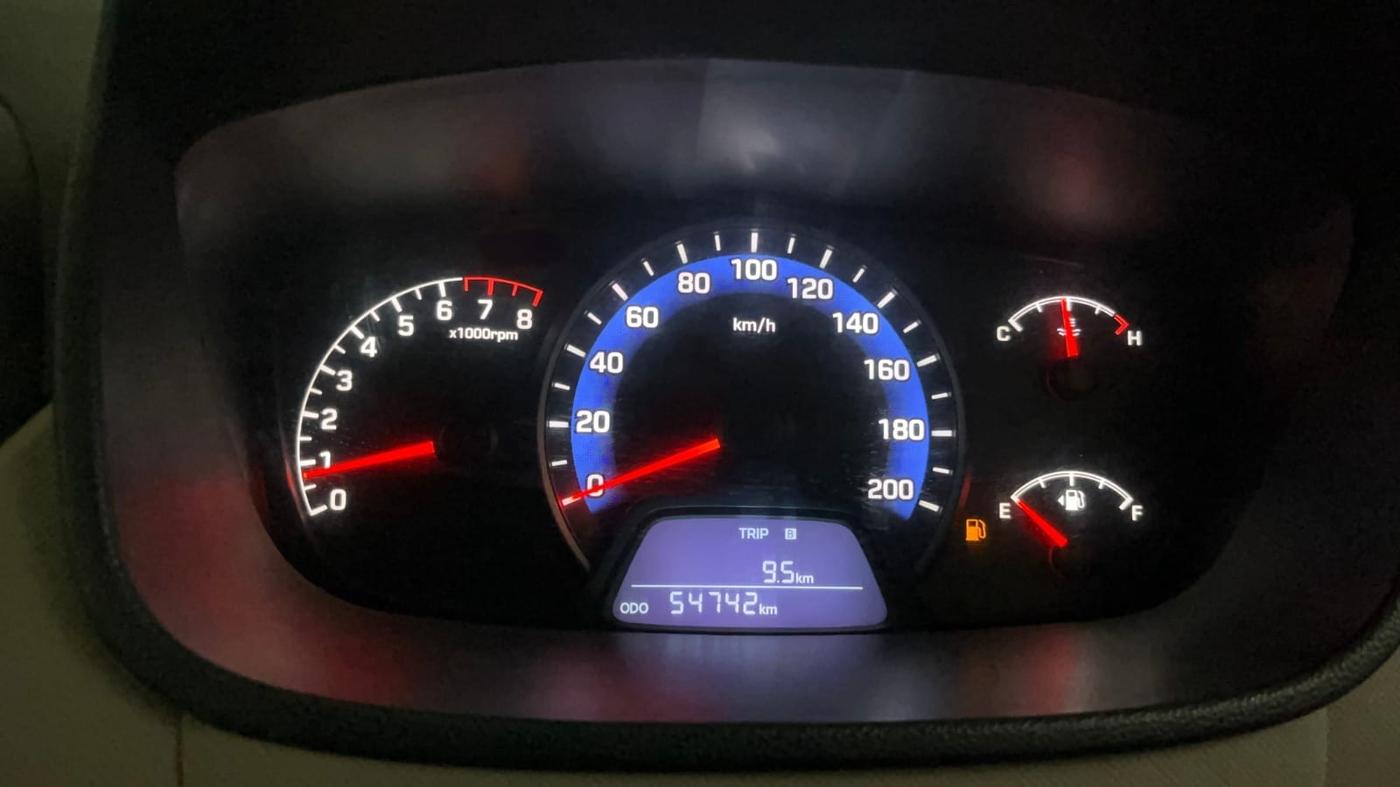 2015 Hyundai Xcent SX 1.2 (O), Petrol, Manual, 54,808 km, Odometer Image