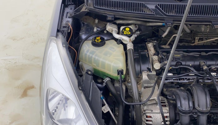 2017 Ford New Figo TREND 1.2 PETROL, Petrol, Manual, 31,904 km, Engine View - Right