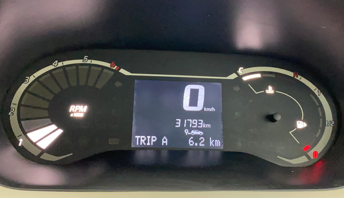 2022 Nissan MAGNITE XL, Petrol, Manual, 31,773 km, Odometer Image