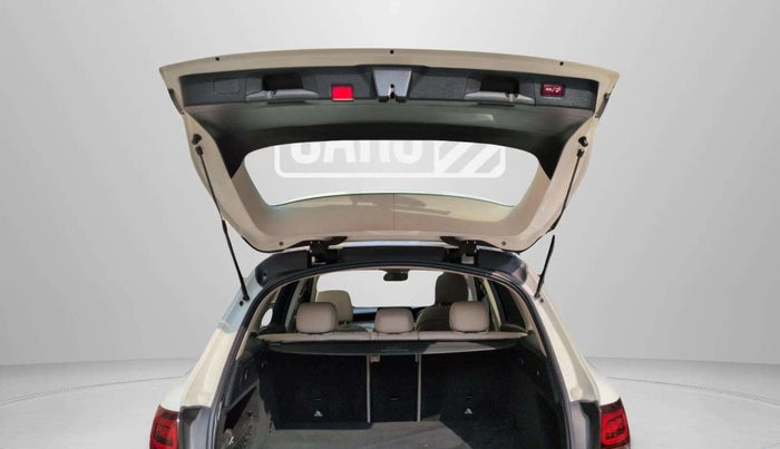 2021 Mercedes Benz GLC CLASS 200 Progressive, Petrol, Automatic, 27,513 km, Boot Door Open