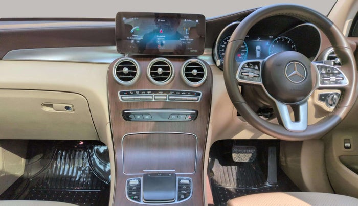 2021 Mercedes Benz GLC CLASS 200 Progressive, Petrol, Automatic, 27,513 km, Air Conditioner