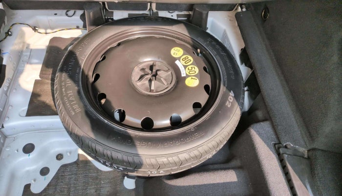 2021 Mercedes Benz GLC CLASS 200 Progressive, Petrol, Automatic, 27,513 km, Spare Tyre