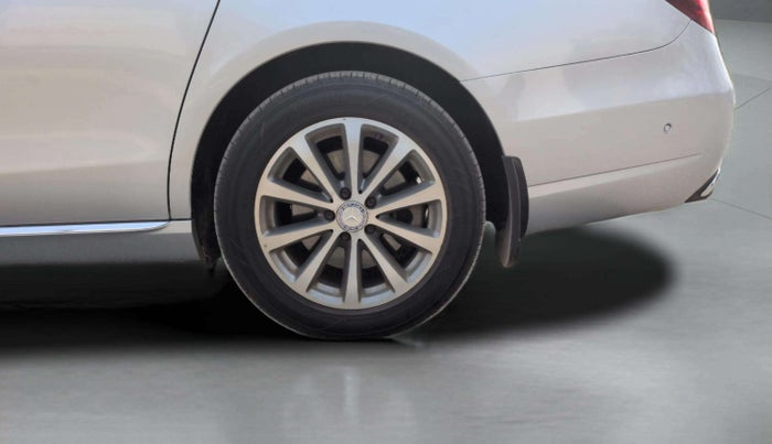 2017 Mercedes Benz E Class E 350D, Diesel, Automatic, 1,13,007 km, Left Rear Wheel