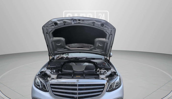 2017 Mercedes Benz E Class E 350D, Diesel, Automatic, 1,13,007 km, Open Bonet