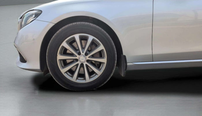 2017 Mercedes Benz E Class E 350D, Diesel, Automatic, 1,13,007 km, Left Front Wheel