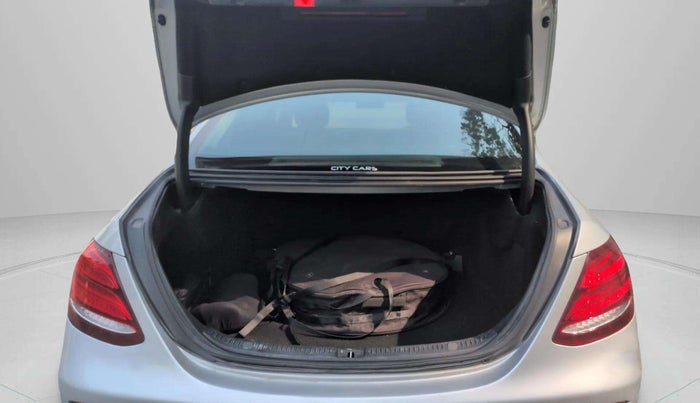 2017 Mercedes Benz E Class E 350D, Diesel, Automatic, 1,13,007 km, Boot Door Open