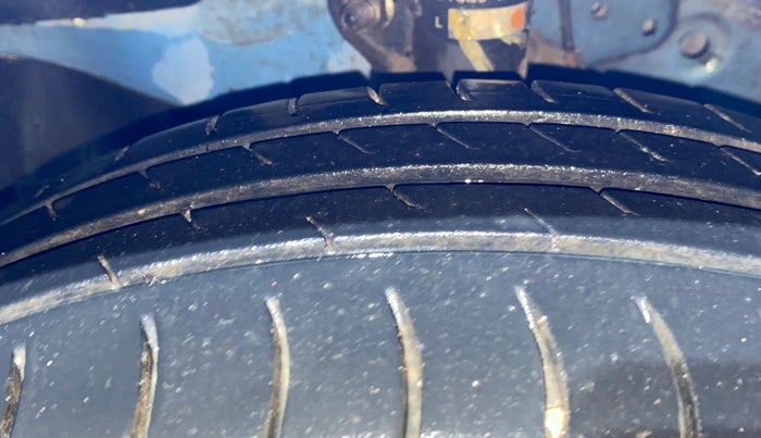 2013 Honda Brio S MT, Petrol, Manual, 67,018 km, Left Front Tyre Tread