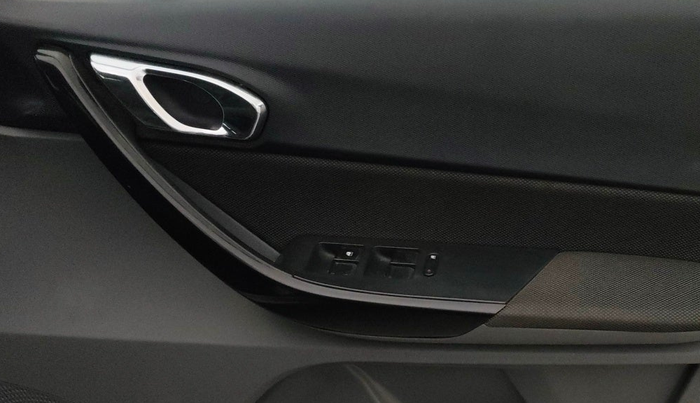 2019 Tata TIGOR XZA PLUS PETROL, CNG, Automatic, 49,058 km, Driver Side Door Panels Control