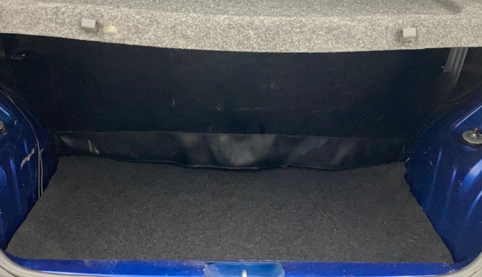 2017 Renault Kwid CLIMBER 1.0 AMT, Petrol, Automatic, 43,063 km, Boot Inside