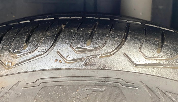 2019 Ford FREESTYLE TITANIUM PLUS 1.2 PETROL, Petrol, Manual, 27,488 km, Left Rear Tyre Tread