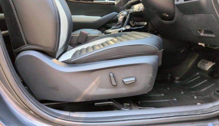 2023 KIA SELTOS  GTX Plus 1.5 Turbo Petrol DCT, Petrol, Automatic, 9,653 km, Driver Side Adjustment Panel