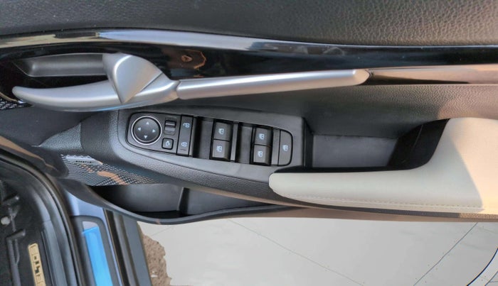 2023 KIA SELTOS  GTX Plus 1.5 Turbo Petrol DCT, Petrol, Automatic, 9,653 km, Driver Side Door Panels Control