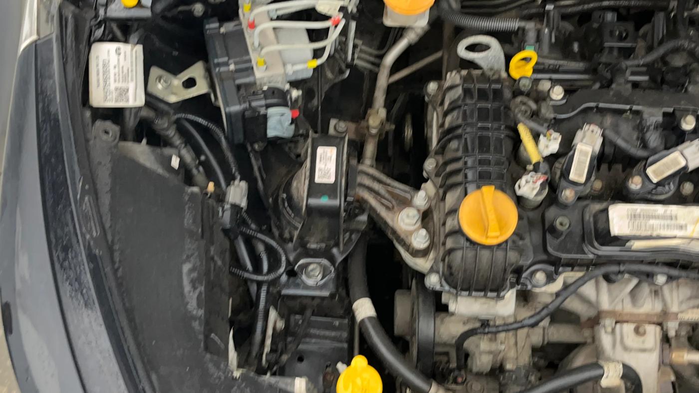 2022 Tata ALTROZ XTA DARK EDTION, Petrol, Automatic, 18,731 km, Engine View - Right