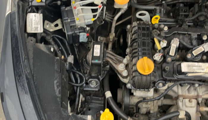 2022 Tata ALTROZ XTA DARK EDTION, Petrol, Automatic, 18,731 km, Engine View - Right