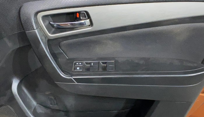 2018 Maruti Vitara Brezza ZDI, Diesel, Manual, 54,822 km, Driver Side Door Panels Control