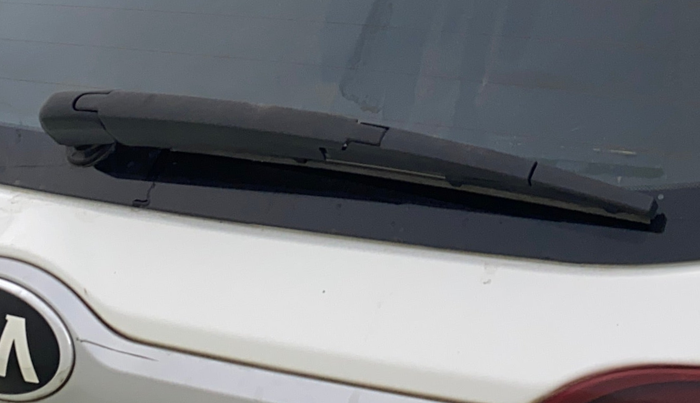 2020 KIA SELTOS HTK PLUS 1.5 DIESEL, Diesel, Manual, 1,47,705 km, Rear Wiper