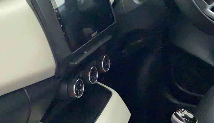 2021 Nissan MAGNITE XE, Petrol, Manual, 2,802 km, AC Unit - Directional switch has minor damage