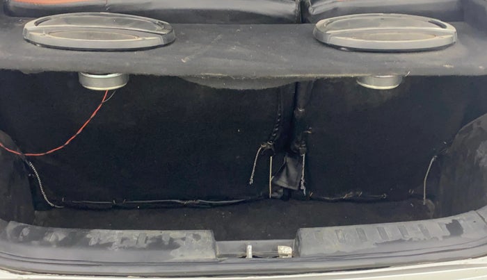 2016 Maruti Swift LXI, Petrol, Manual, 1,42,033 km, Boot Inside