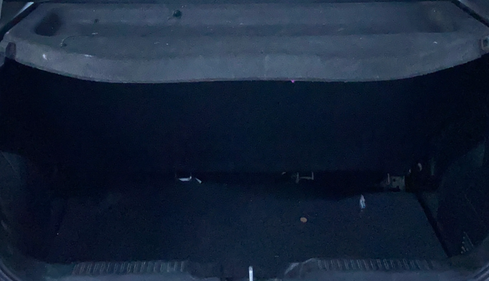 2021 Maruti Swift VXI, Petrol, Manual, 34,844 km, Boot Inside