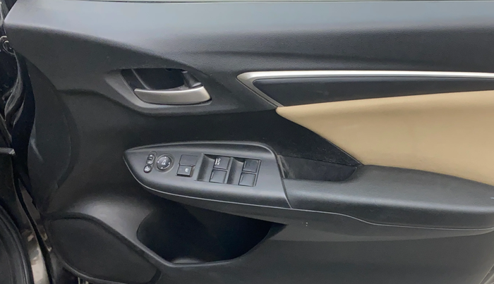 2015 Honda Jazz 1.2L I-VTEC V AT, Petrol, Automatic, 53,220 km, Driver Side Door Panels Control