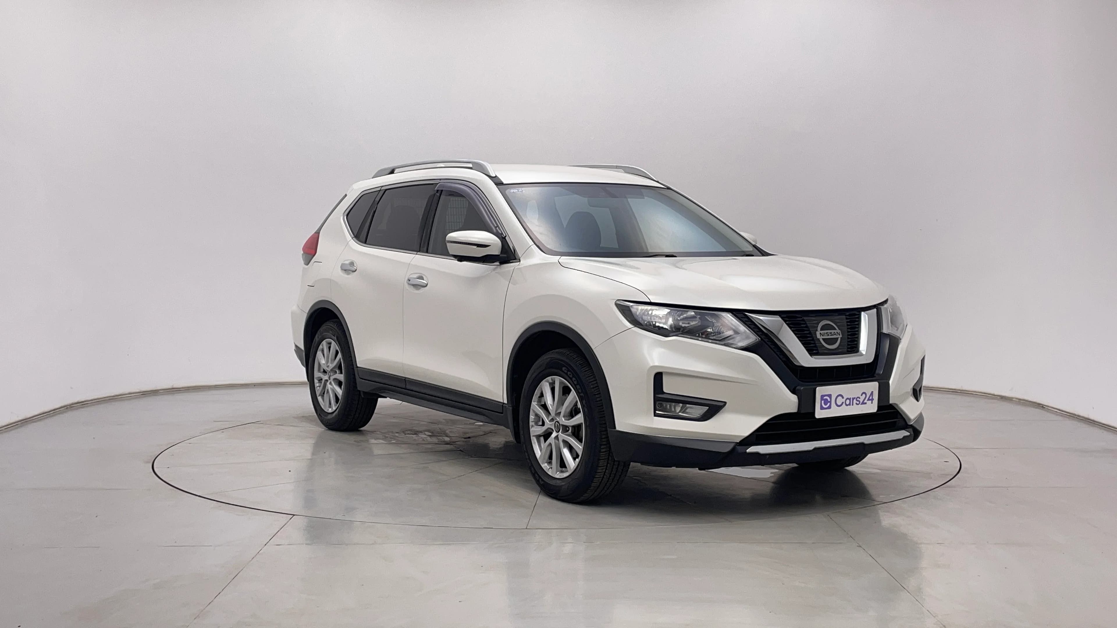 Nissan X-trail image