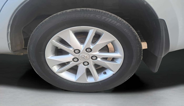 2020 Toyota Innova Crysta 2.4 VX 7 STR, Diesel, Manual, 74,069 km, Left Rear Wheel