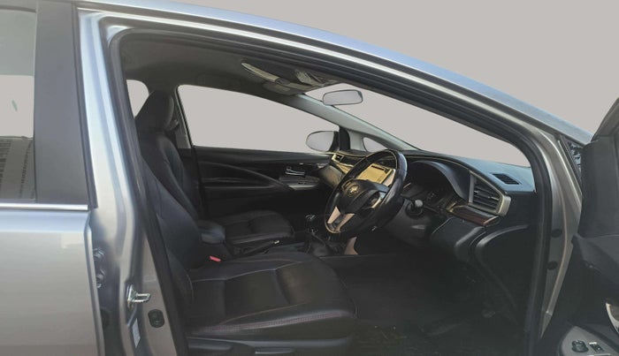 2020 Toyota Innova Crysta 2.4 VX 7 STR, Diesel, Manual, 74,069 km, Right Side Front Door Cabin