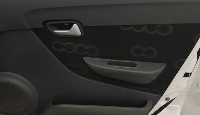 2015 Maruti Alto 800 VXI, Petrol, Manual, 57,992 km, Driver Side Door Panels Control