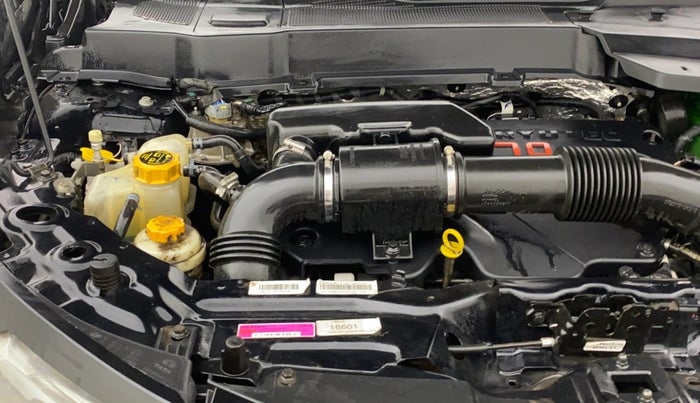 2022 Tata Harrier XZ PLUS 2.0L DARK EDITION, Diesel, Manual, 76,852 km, Engine View - Right