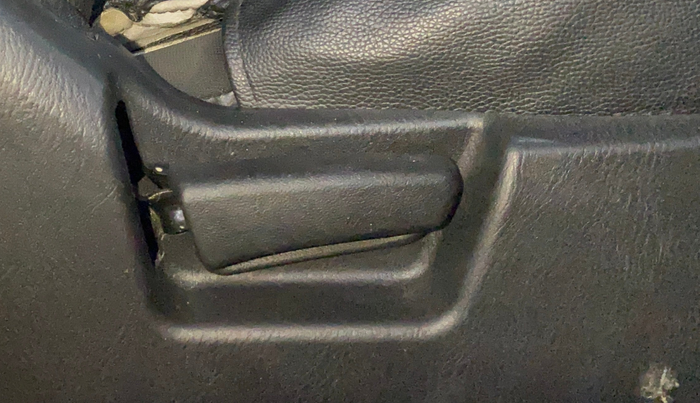 2021 Maruti Alto VXI, Petrol, Manual, 8,685 km, Driver Side Adjustment Panel