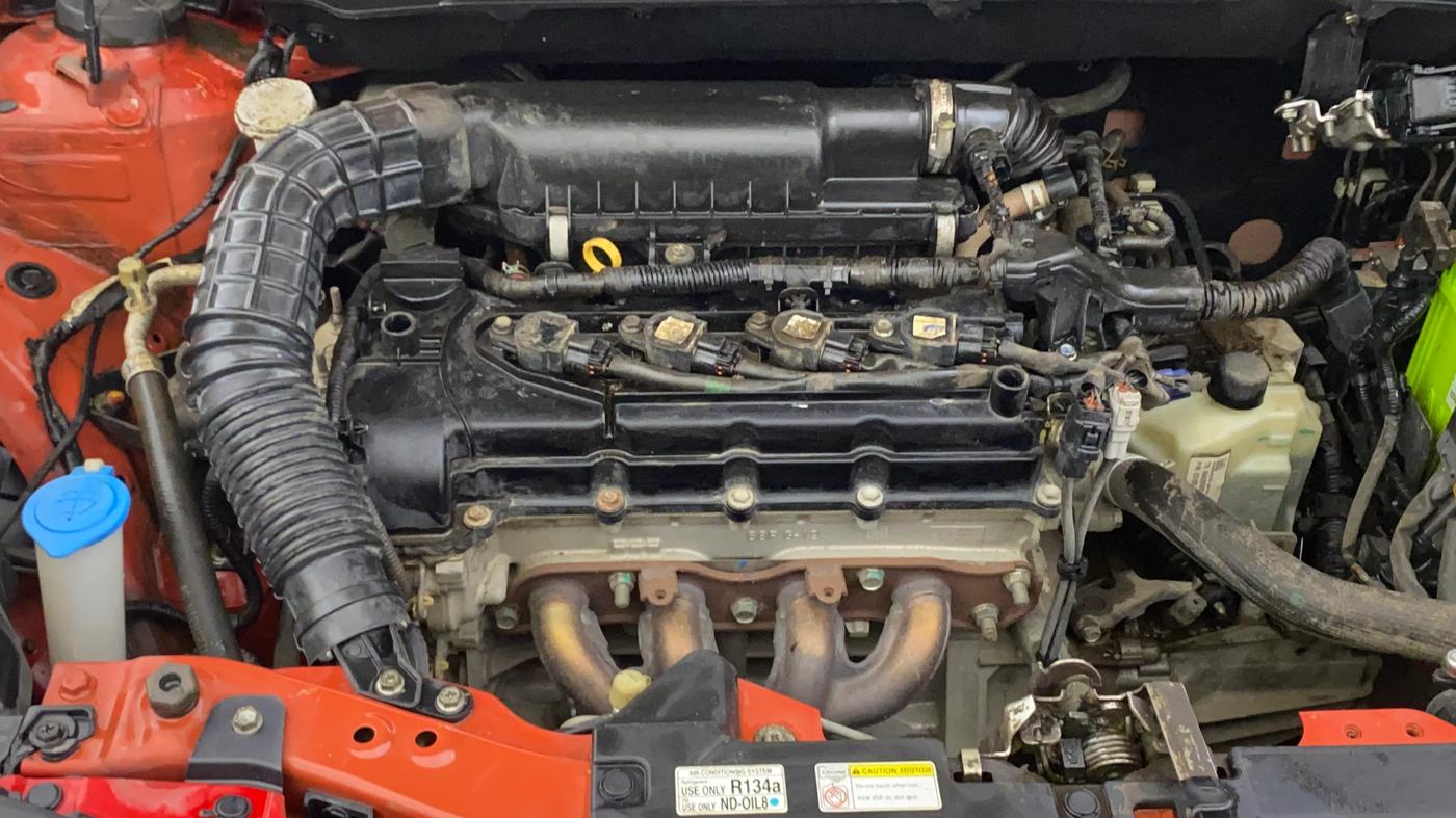 2020 Maruti Swift VXI AMT, Petrol, Automatic, 24,597 km, Engine View - Right