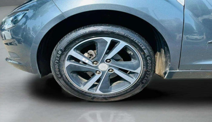 2022 Tata ALTROZ XZA PLUS, CNG, Automatic, 29,288 km, Left Front Wheel