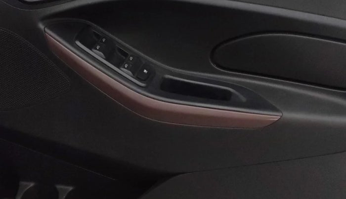 2021 Ford FREESTYLE TITANIUM 1.5 DIESEL, Diesel, Manual, 56,744 km, Driver Side Door Panels Control