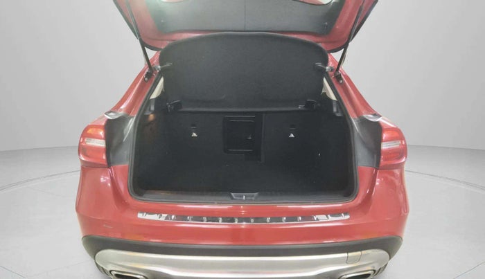 2014 Mercedes Benz GLA Class 200 CDI SPORT, Diesel, Automatic, 88,220 km, Boot Inside